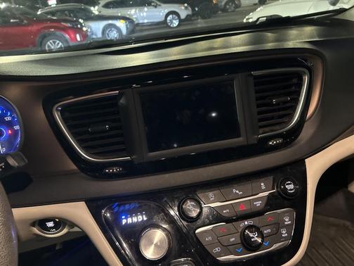 2018 Chrysler Pacifica Touring Plus