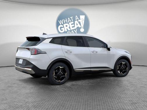 Snow White Pearl 2026 Kia Sportage Hybrid EX