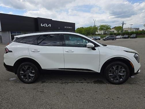 Snow White Pearl 2023 Kia Sportage Hybrid SX-Prestige