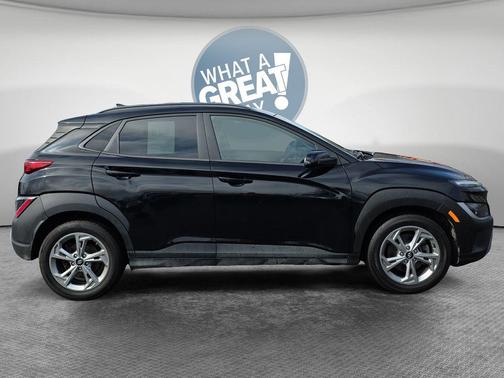 Abyss Black Pearl 2023 Hyundai KONA SEL