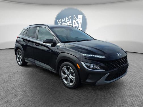 Abyss Black Pearl 2023 Hyundai KONA SEL