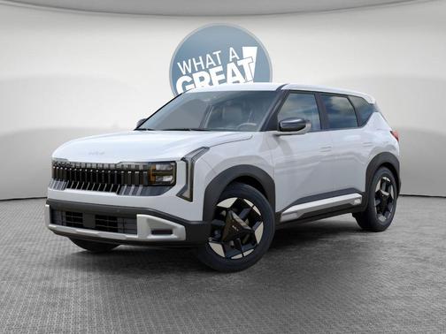Snow White Pearl 2027 Kia Seltos EX