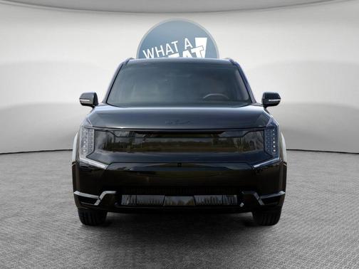 Ebony Black 2026 Kia EV9 Land