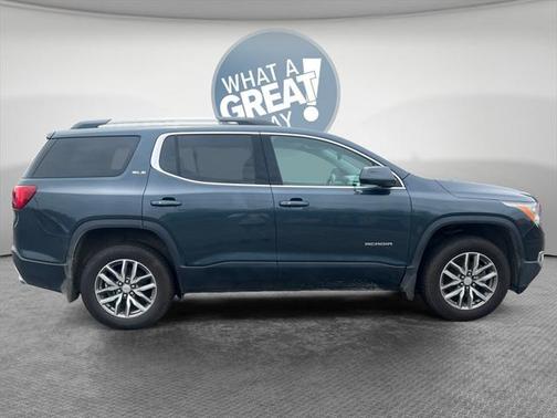 2019 GMC Acadia SLE-2