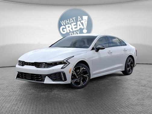 Snow White 2026 Kia K5 GT-Line AWD