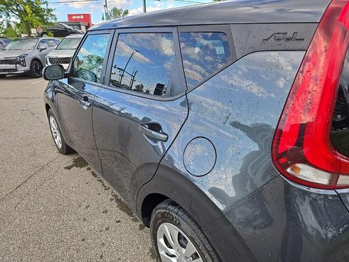 Gravity Gray 2021 Kia Soul LX