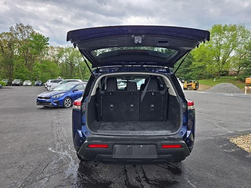 Deep Ocean Blue Pearl 2024 Nissan Pathfinder SV 4WD