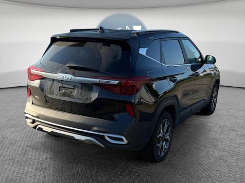 2023 Kia Seltos EX
