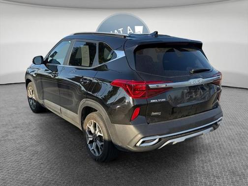 2023 Kia Seltos EX