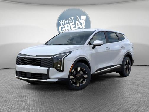 Glacial White Pearl 2026 Kia Sportage LX