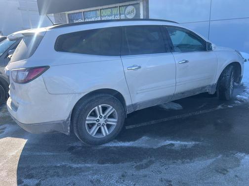 2017 Chevrolet Traverse 2LT