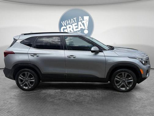 Steel Gray 2023 Kia Seltos S