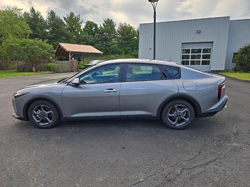 Steel Gray 2025 Kia K4 LXS
