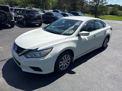 Glacier White 2018 Nissan Altima 2.5 S