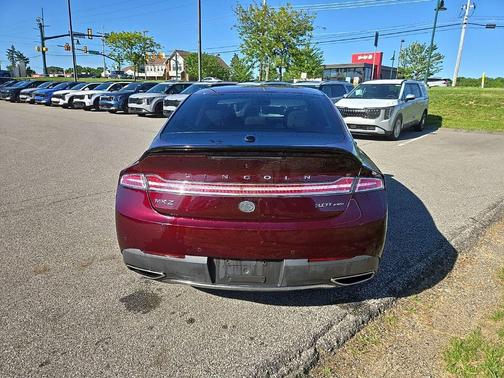 Burgundy Velvet Metallic Tinted Clearcoat 2017 Lincoln MKZ Reserve I