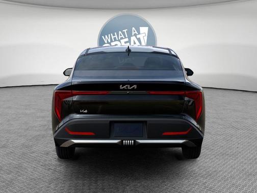 Aurora Black 2026 Kia K4 LXS