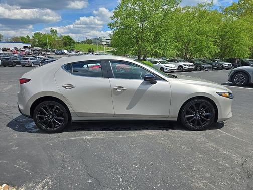 Platinum Quartz Metallic 2024 Mazda Mazda3 2.5 S Select Sport