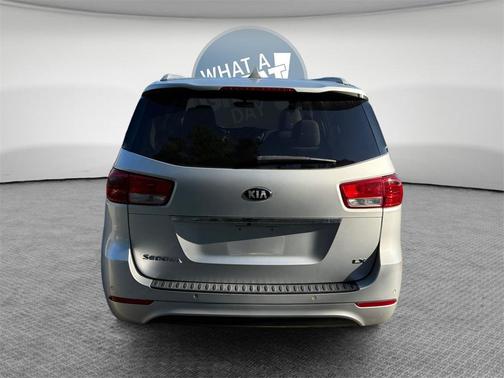 2015 Kia Sedona LX