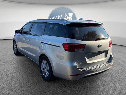 2015 Kia Sedona LX