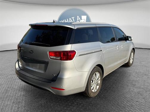 2015 Kia Sedona LX