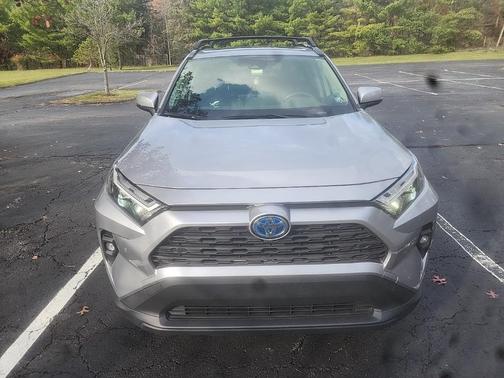 2024 Toyota RAV4 Hybrid XLE Premium