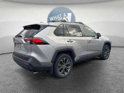 2024 Toyota RAV4 Hybrid XLE Premium