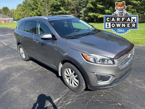 Titanium Silver 2016 Kia Sorento LX