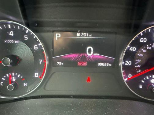 Snow White Pearl 2022 Kia Forte GT