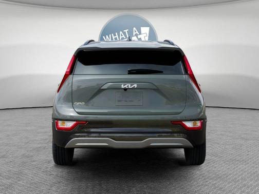 Cityscape Green 2026 Kia Niro EV Wind