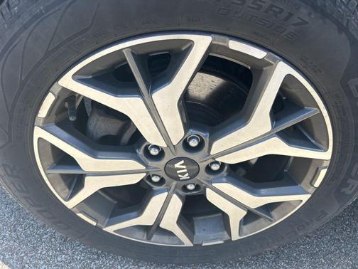 Neptune Blue 2021 Kia Seltos EX