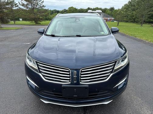 Midnight Sapphire Blue Metallic 2017 Lincoln MKC Reserve