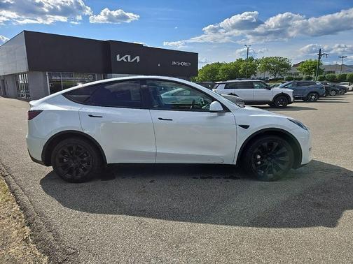 Midnight Silver Metallic 2023 Tesla Model Y Long Range Dual Motor All-Wheel Drive