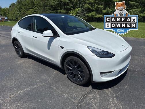 Midnight Silver Metallic 2023 Tesla Model Y Long Range Dual Motor All-Wheel Drive