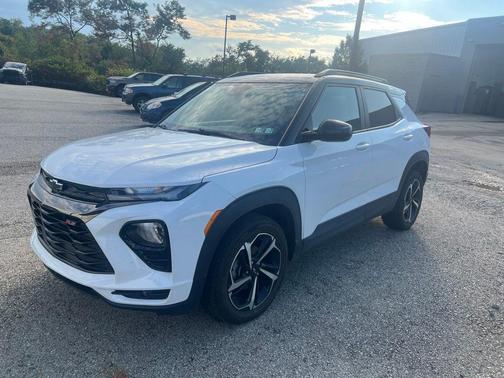 Summit White 2023 Chevrolet Trailblazer RS