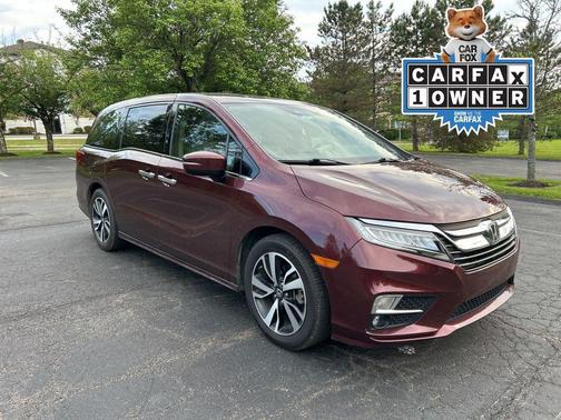 Lunar Silver Metallic 2018 Honda Odyssey Elite