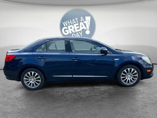 2013 Suzuki Kizashi SE