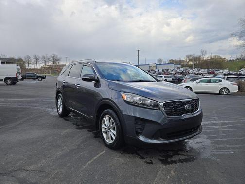 Platinum Graphite 2019 Kia Sorento LX