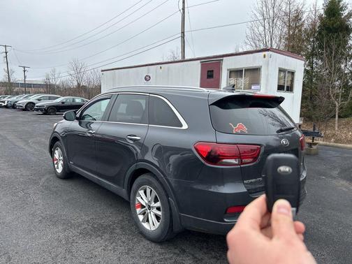 Platinum Graphite 2019 Kia Sorento LX