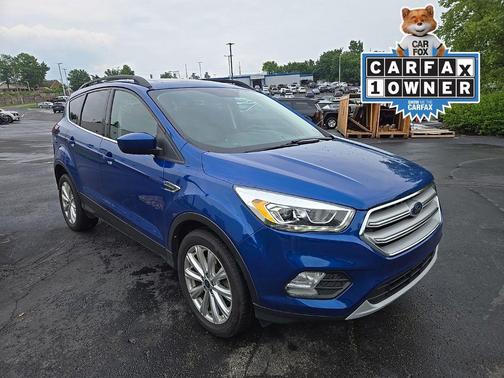 Lightning Blue Metallic 2019 Ford Escape SEL