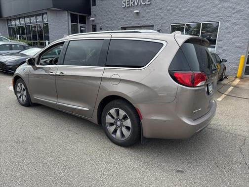 2018 Chrysler Pacifica Hybrid Limited
