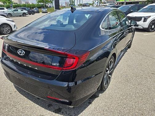 Phantom Black 2020 Hyundai SONATA SEL Plus