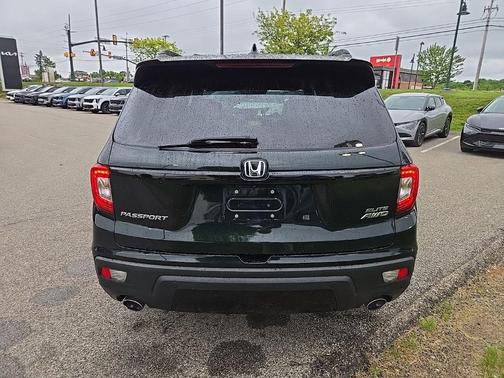 Black Forest Pearl 2020 Honda Passport AWD Elite