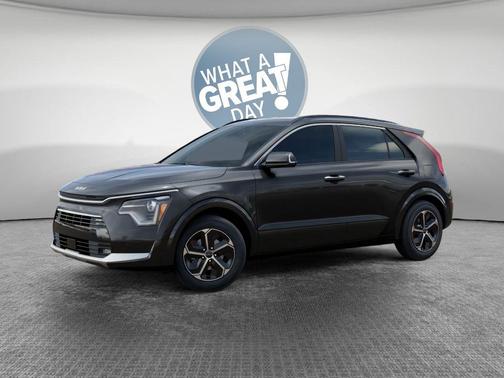 Interstellar Gr 2026 Kia Niro SX