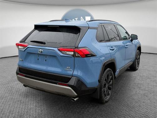 2024 Toyota RAV4 Hybrid SE