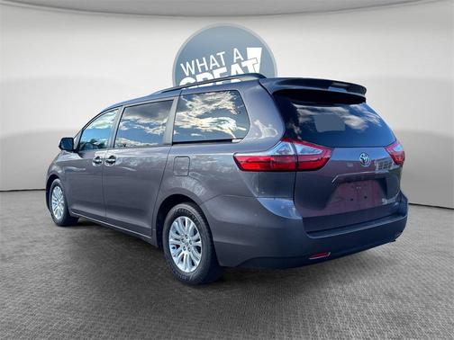2015 Toyota Sienna XLE