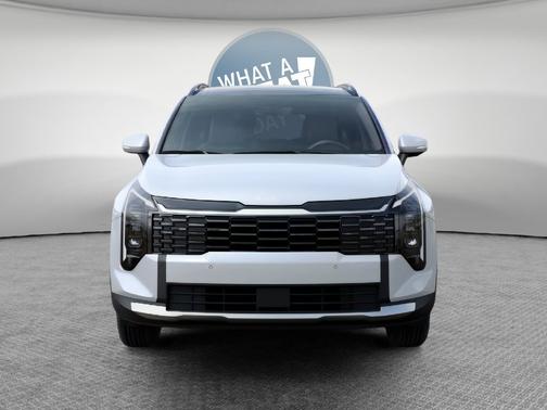 White Pearl 2026 Kia Sportage EX