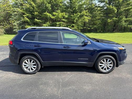 True Blue Pearlcoat 2016 Jeep Cherokee Limited