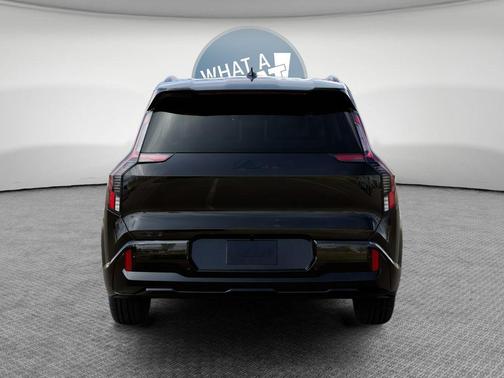 Ebony Black 2026 Kia EV9 Land