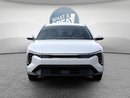 Snow White 2026 Kia K4 LXS