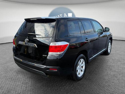 2013 Toyota Highlander SE